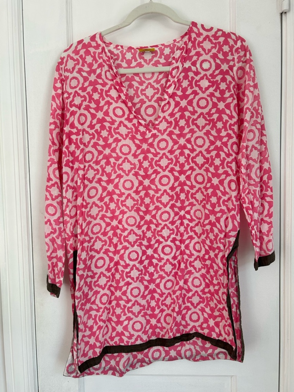 Roberta Roller Rabbit Pink and White V-Neck Tunic with Brown Trim Size Small